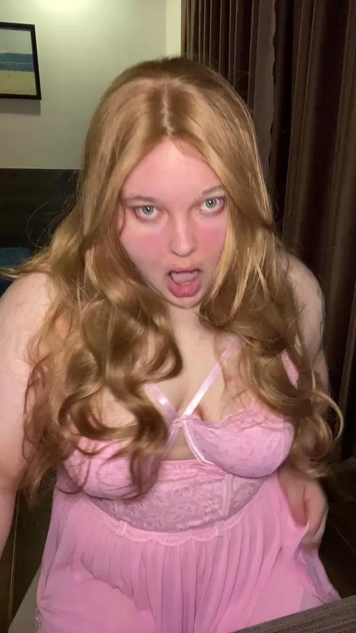 ChubbyLizzy3 on Cam4 