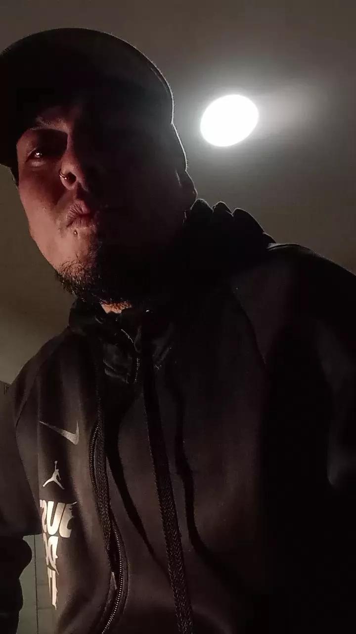 ChUnchitoSUtro on Cam4 
