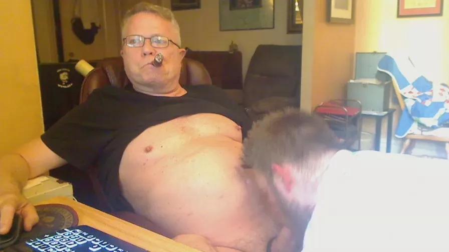 cigarnyc1 on Cam4 