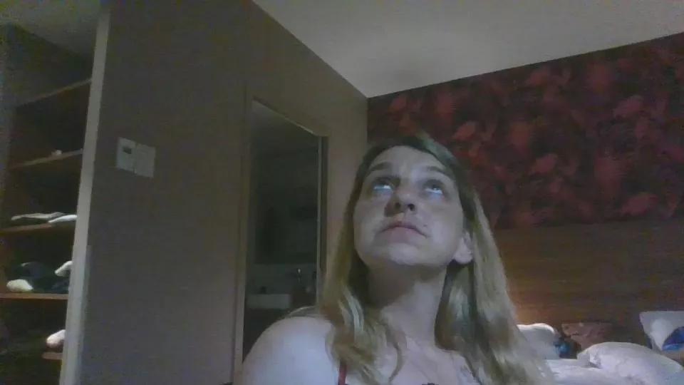 Couplecoquin761 on Cam4 