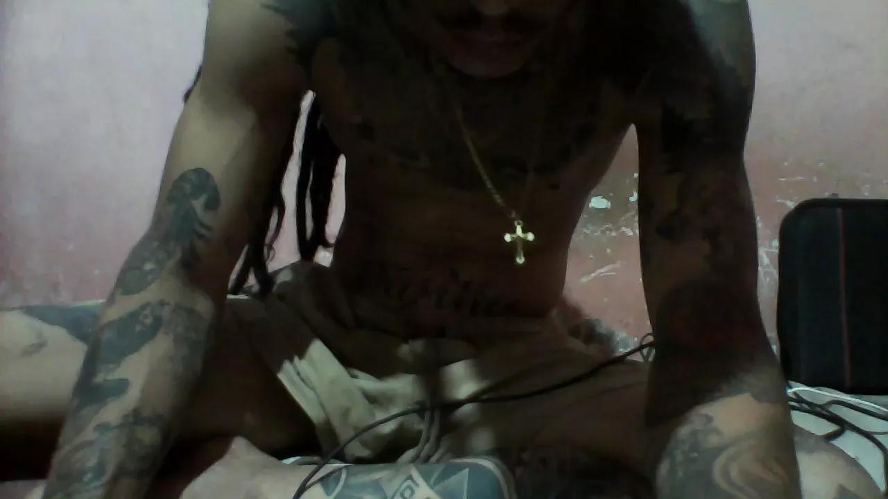 criasss on Cam4 