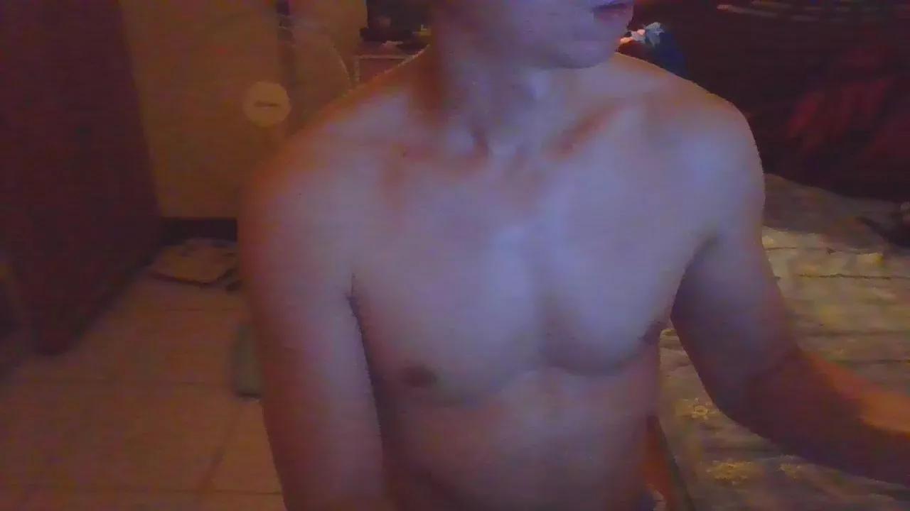 cutenewmemory22 on Cam4 