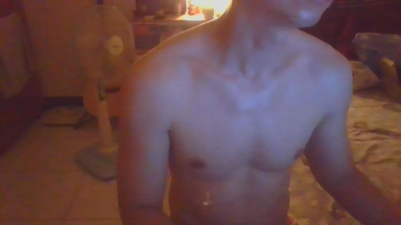 cutenewmemory22 on Cam4 
