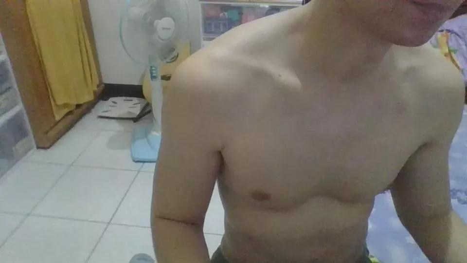 cutenewmemory22 on Cam4 