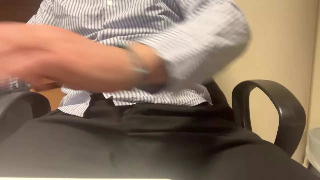 Offline Daddy_lover99 on Cam4