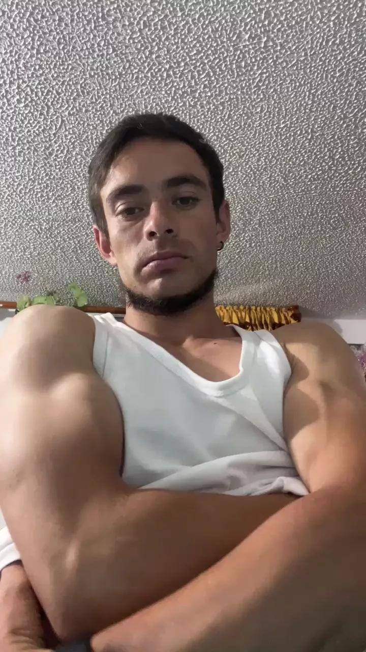 Dandolatoda on Cam4 
