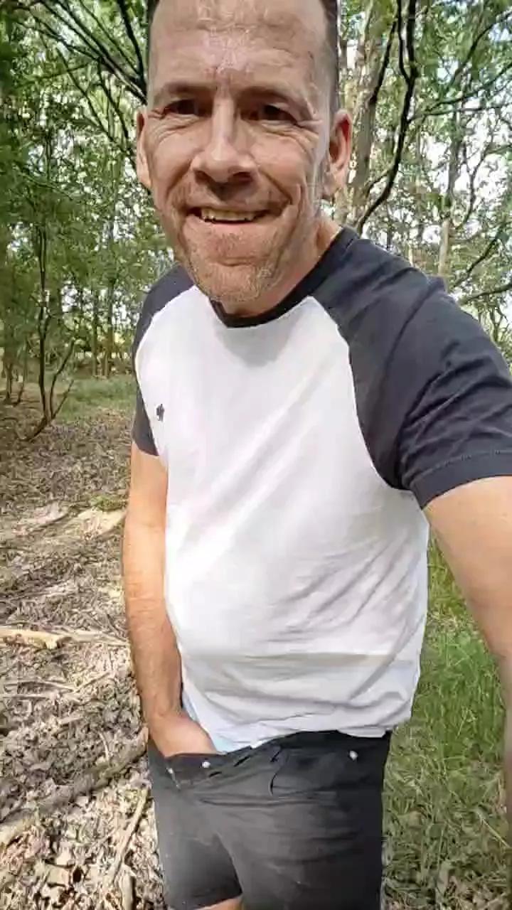 dave_naked on Cam4 