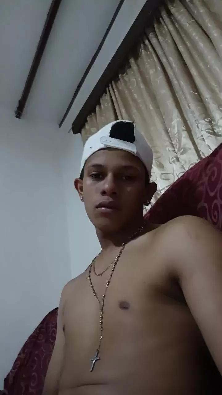 Dirty_fullhappy on Cam4 