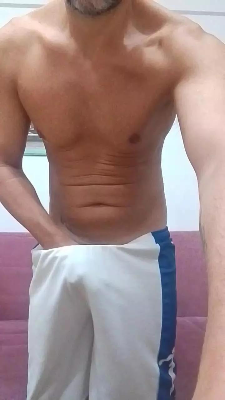 DivineDrop on Cam4 