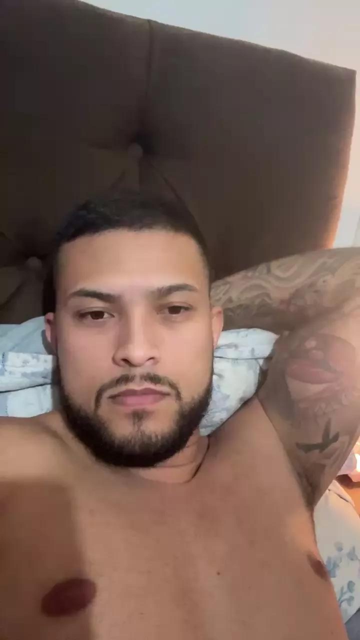 Donjuanbsb on Cam4 