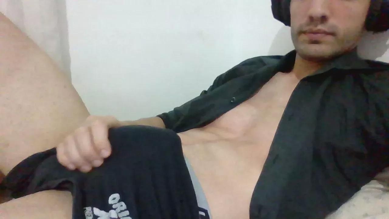Dotozo20 on Cam4 