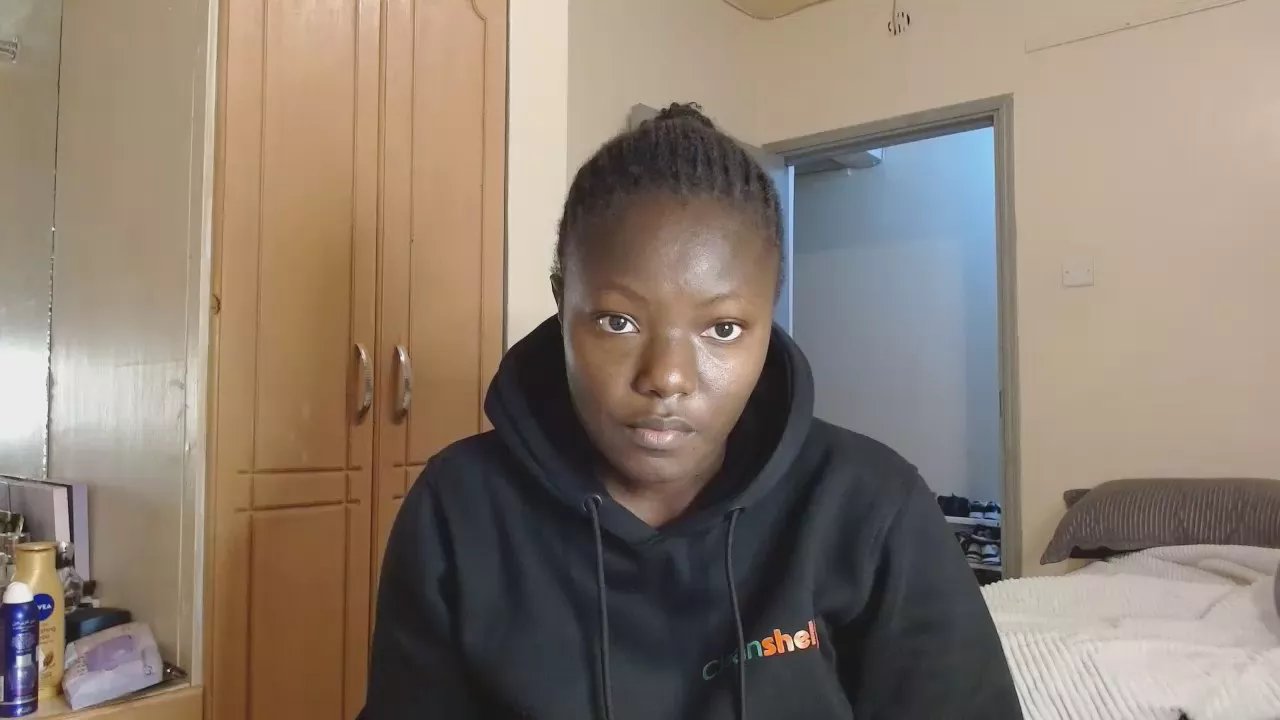 Offline Ebonysager on Cam4