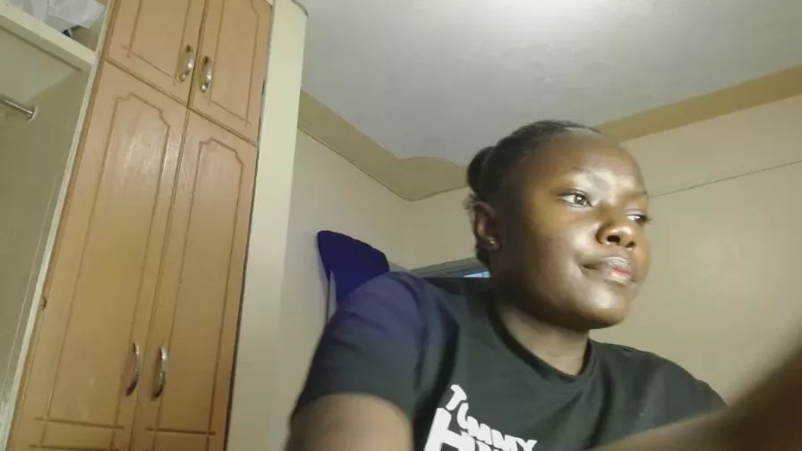 Offline Ebonysager on Cam4