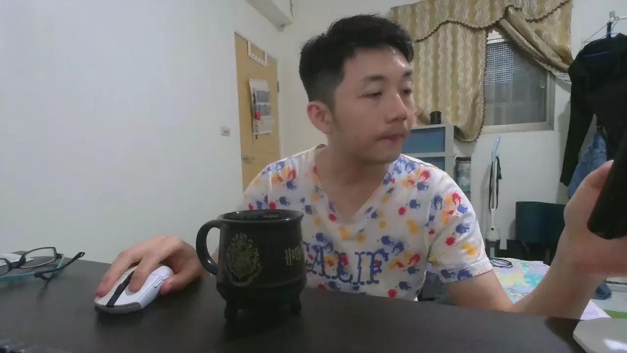 egg019763 on Cam4 