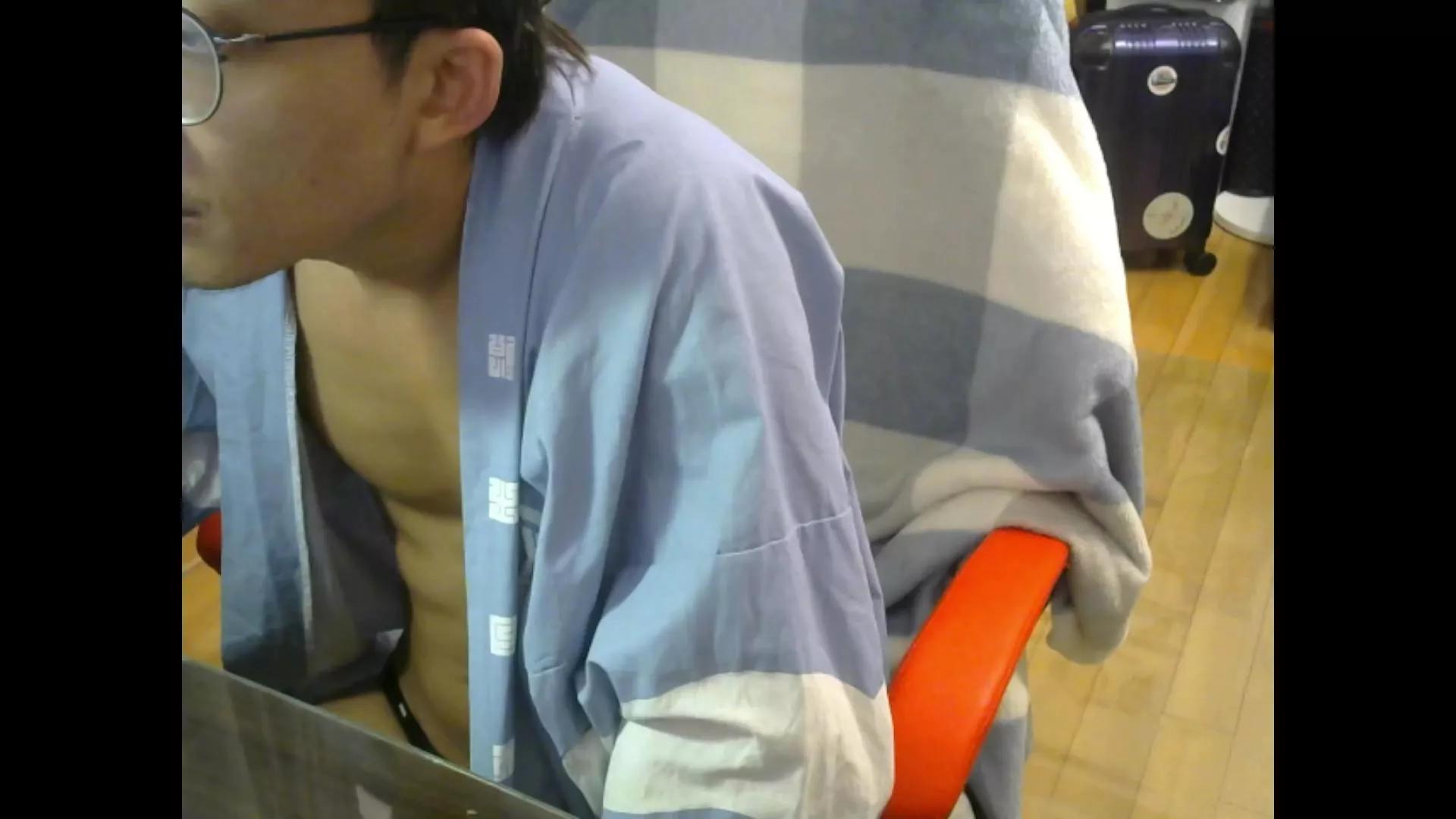 ElldeTewin699 on Cam4 