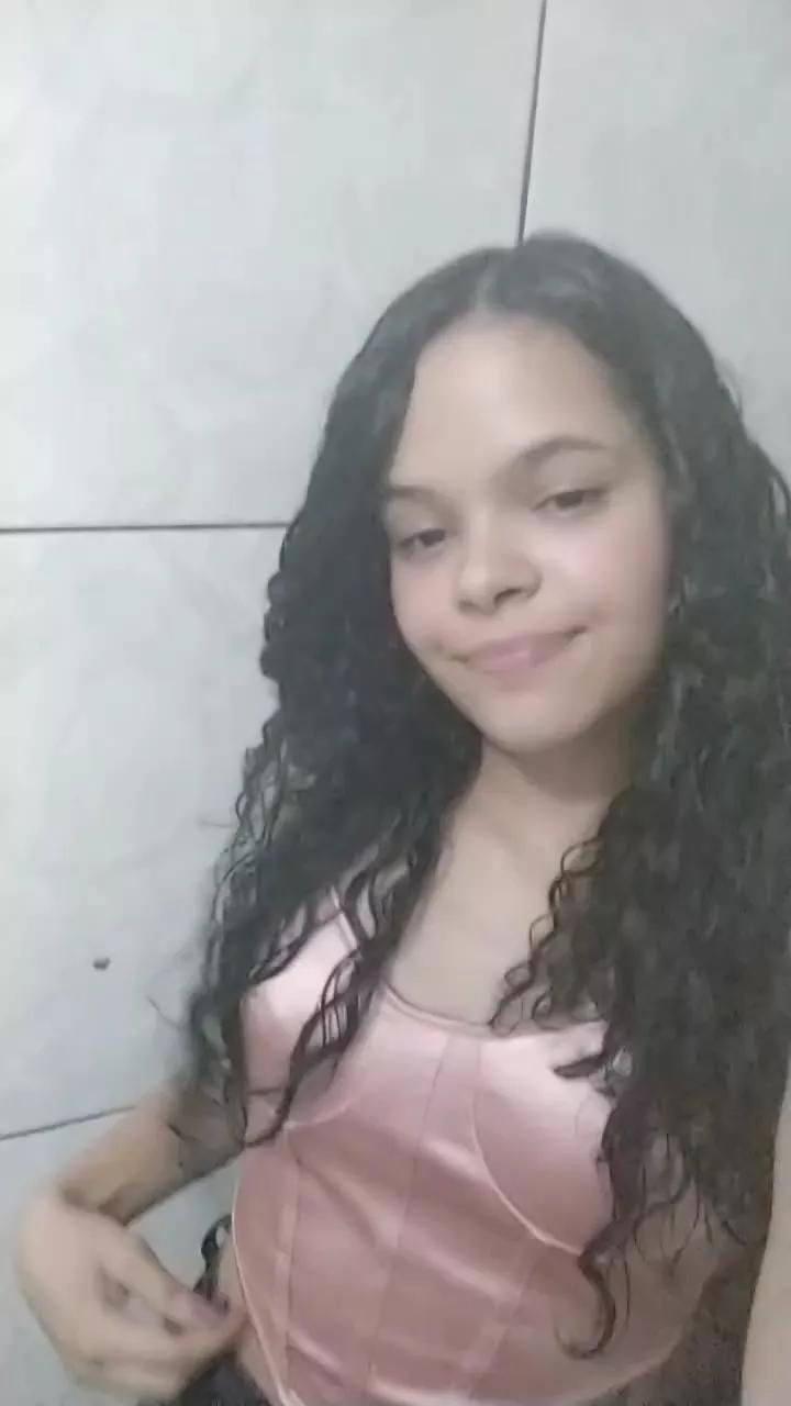 estefanydr_fun on Cam4 