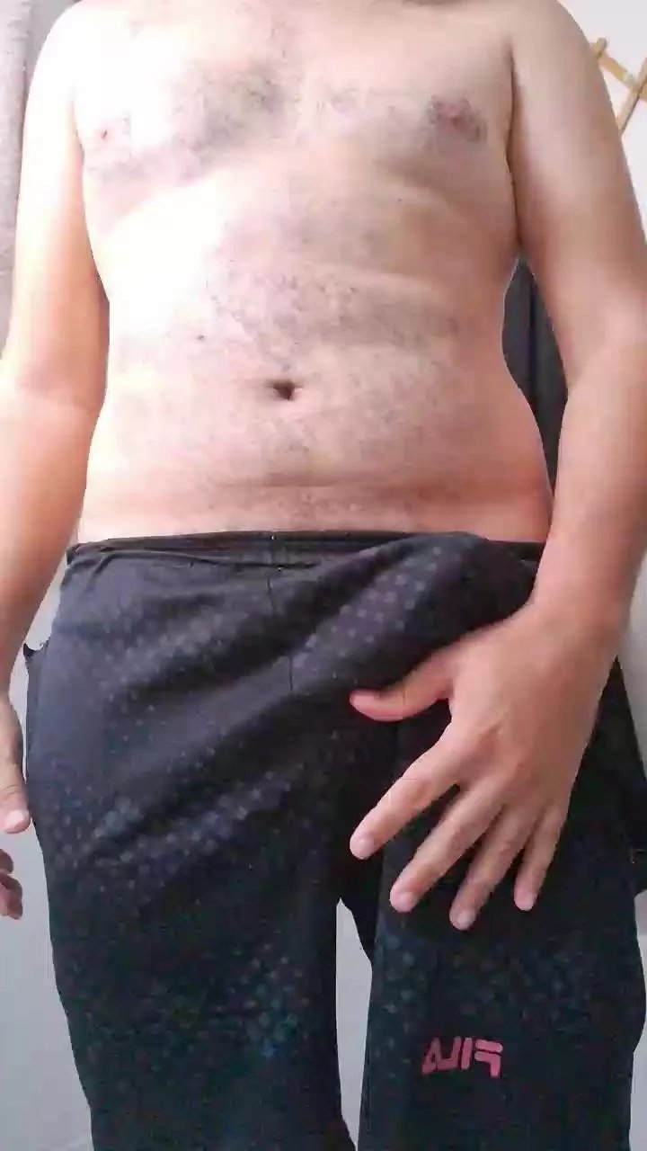 Offline feliped76 on Cam4