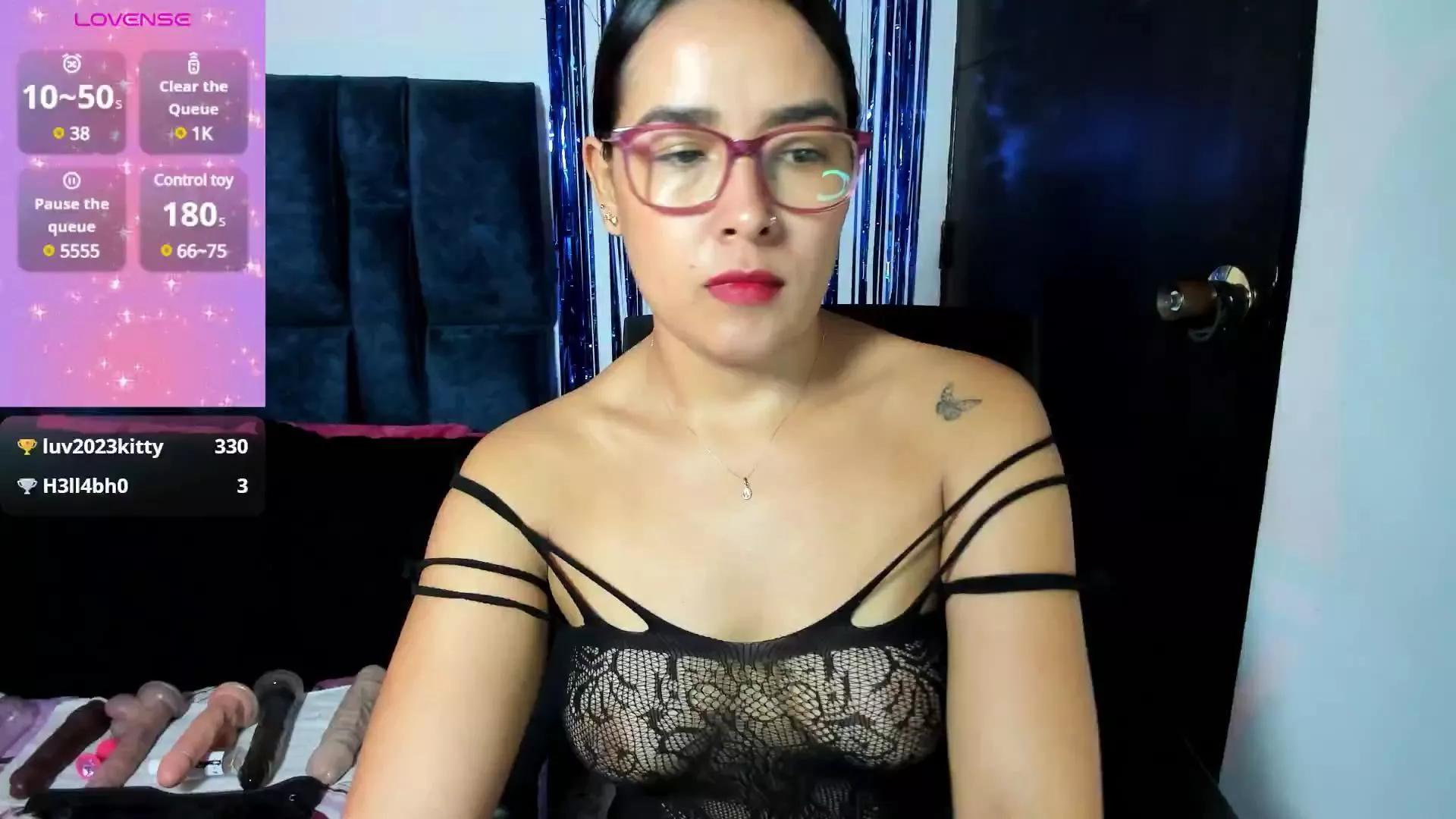 Fiorela_Ocean on Cam4 