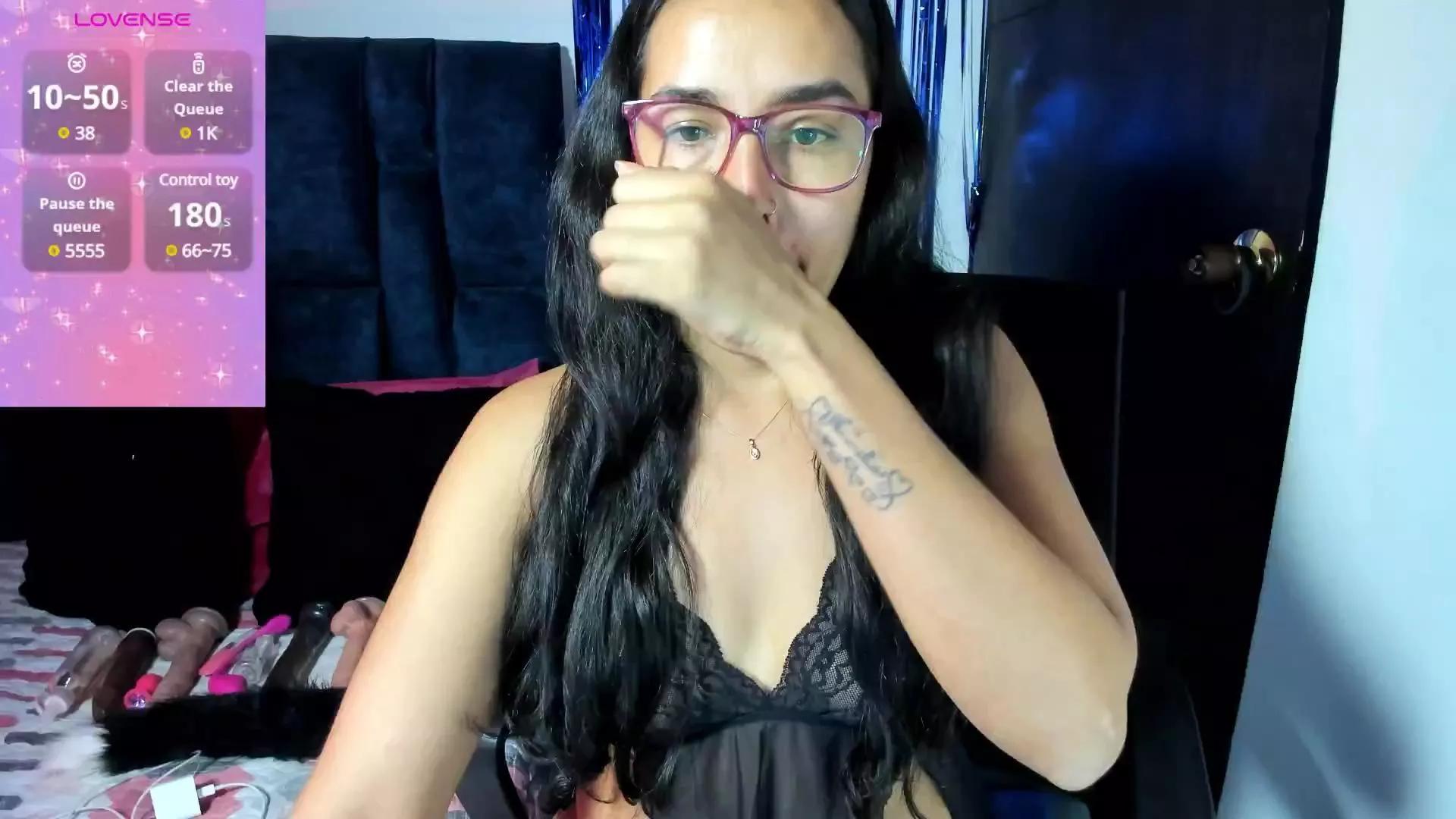 Fiorela_Ocean on Cam4 