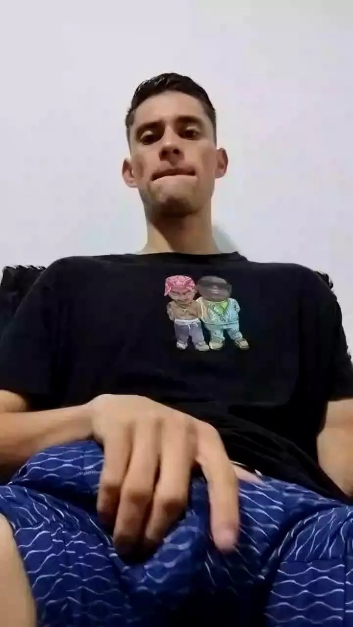 Offline Flaco20x on Cam4