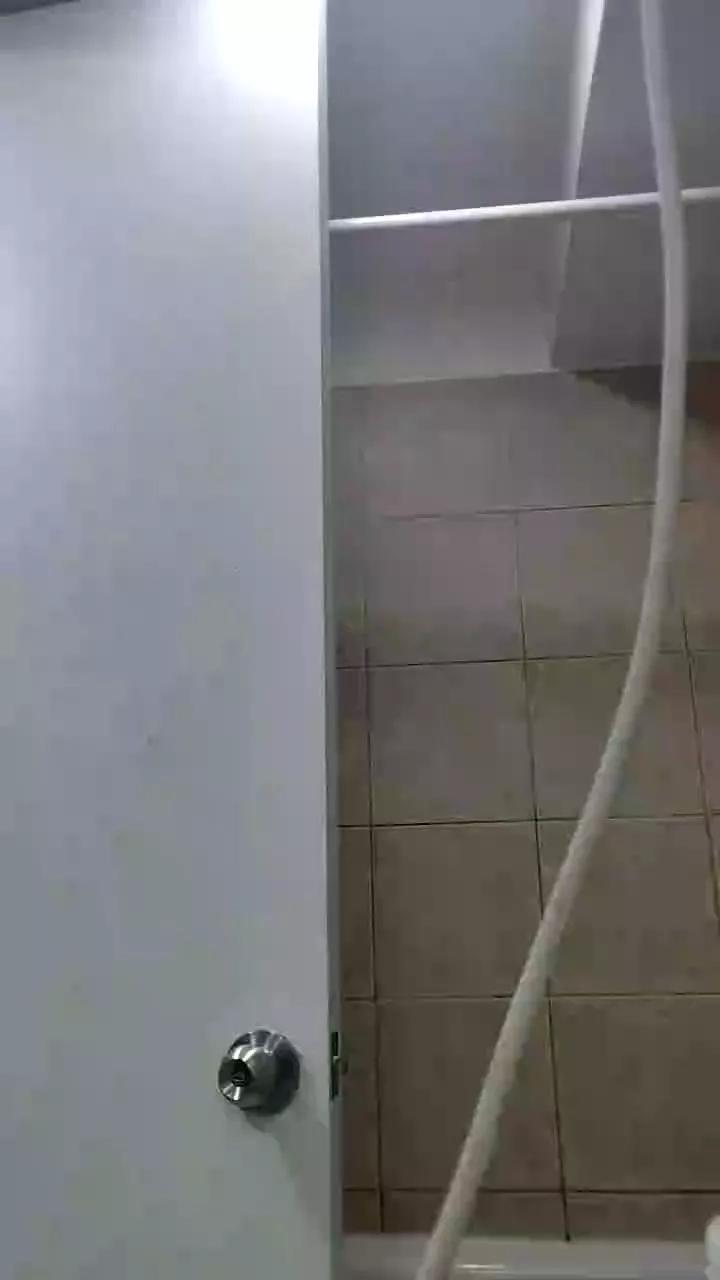 Francopolo23xxl on Cam4 