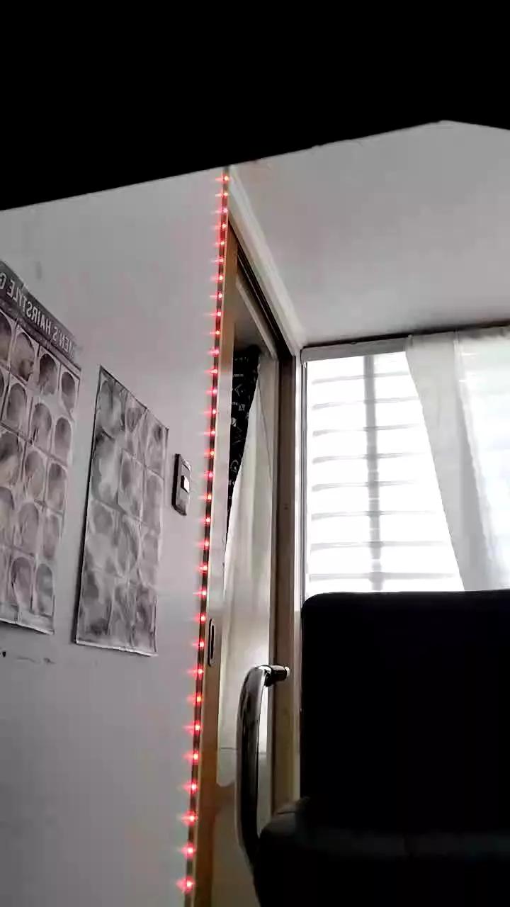 Francopolo23xxl on Cam4 