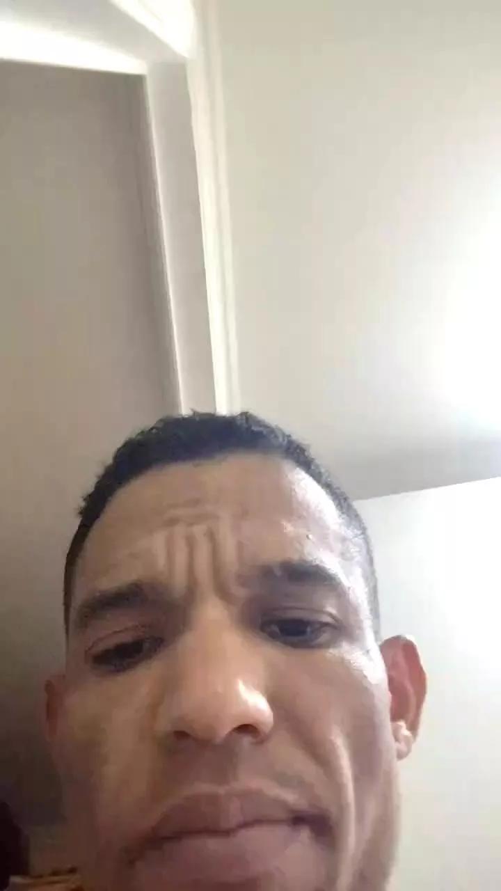 Francopolo23xxl on Cam4 