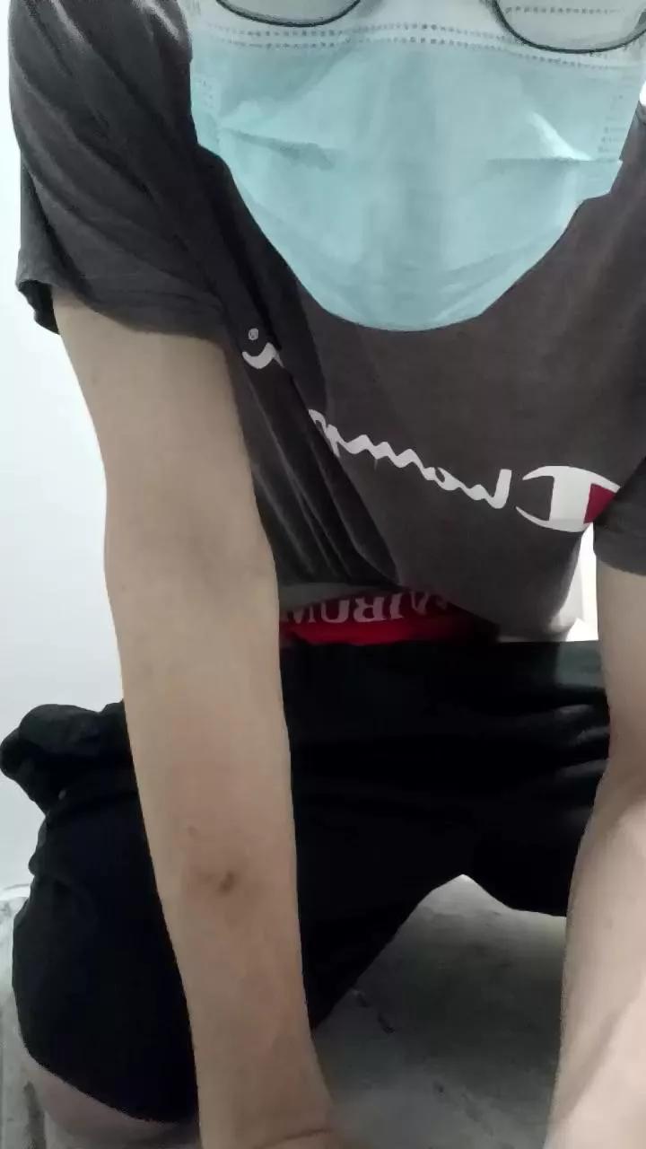 FunwmboG on Cam4 