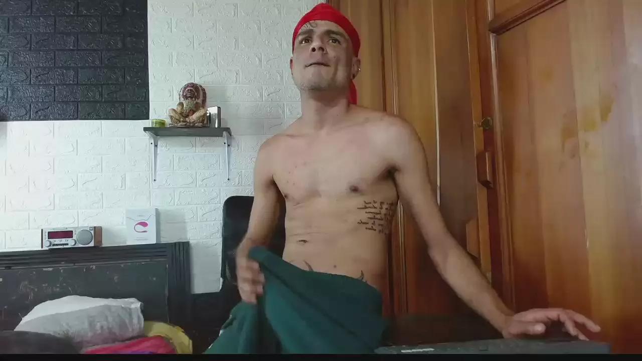 GeorgeBigDick on Cam4 