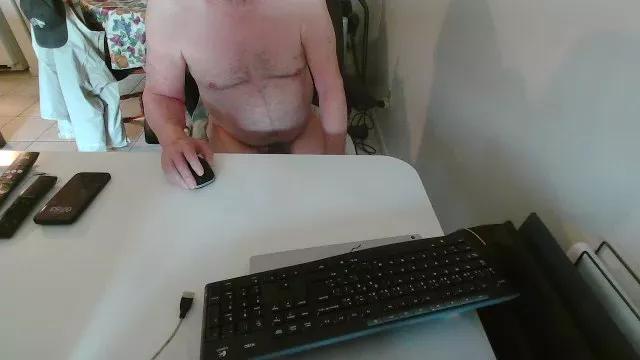 gilot24 on Cam4 