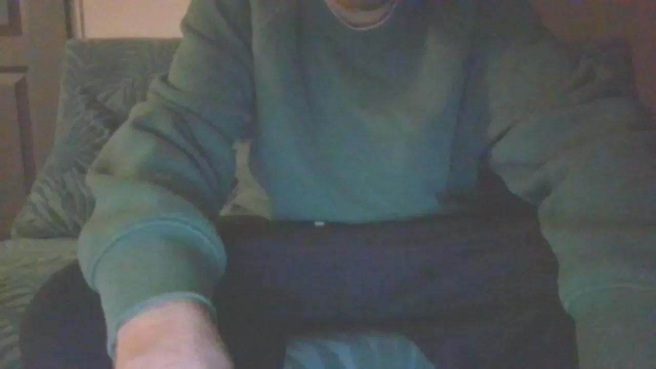gingerboyxl on Cam4 