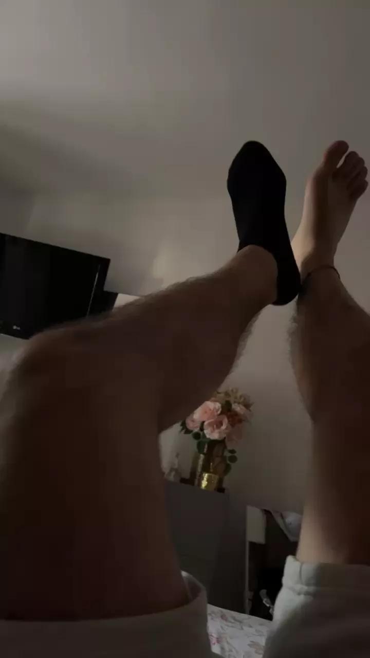 Giuseppe997 on Cam4 