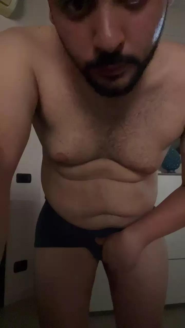 Giuseppe997 on Cam4 
