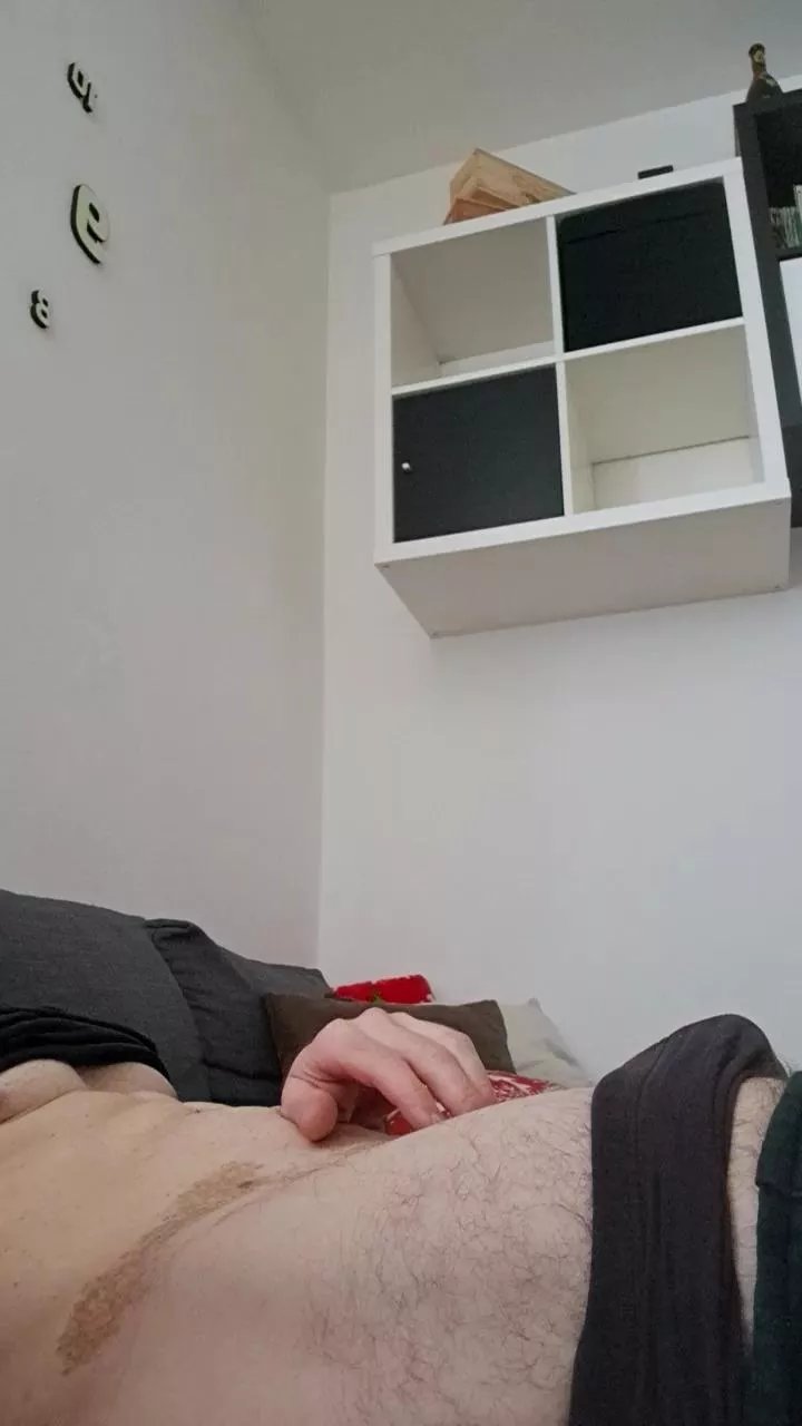 Offline Gnaro90 on Cam4