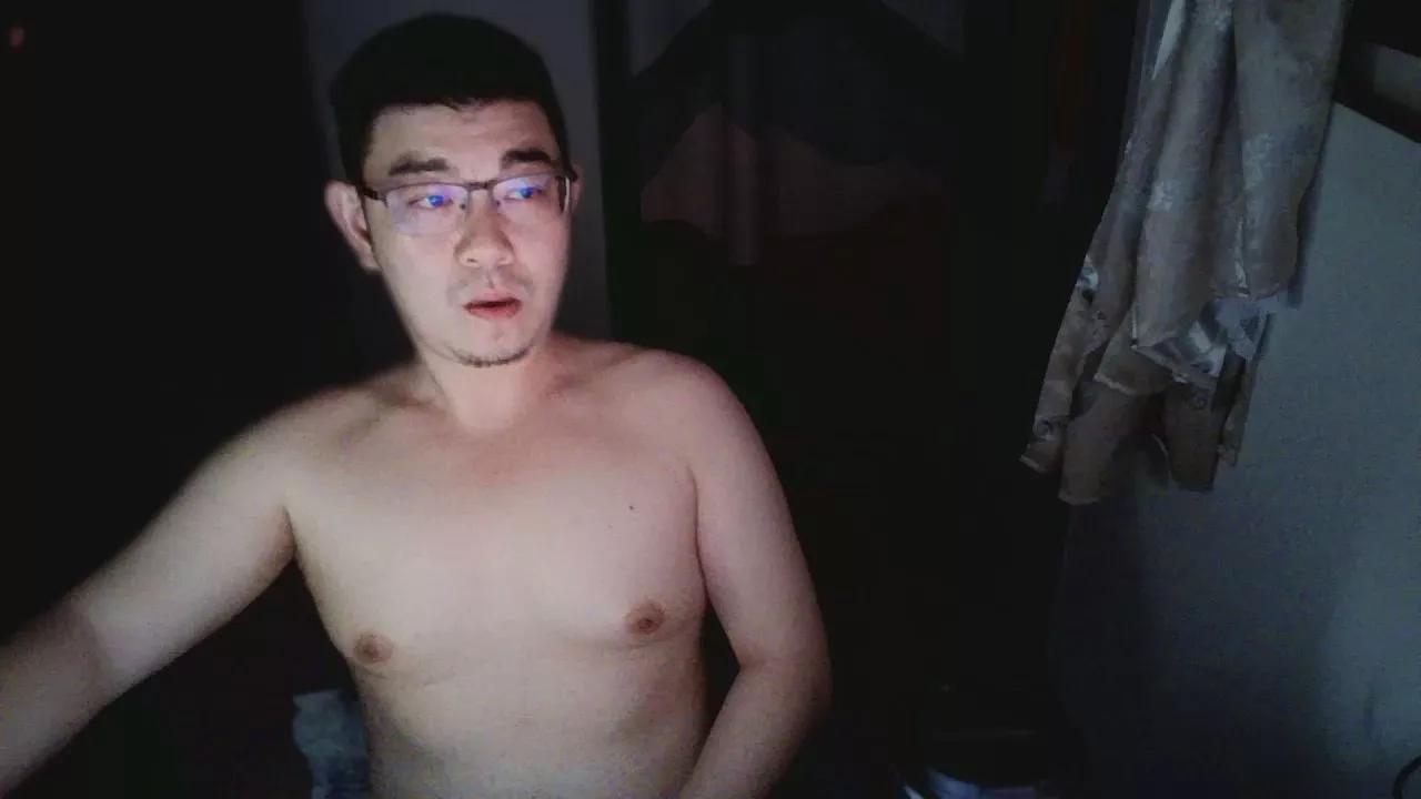 gogodoggo on Cam4 