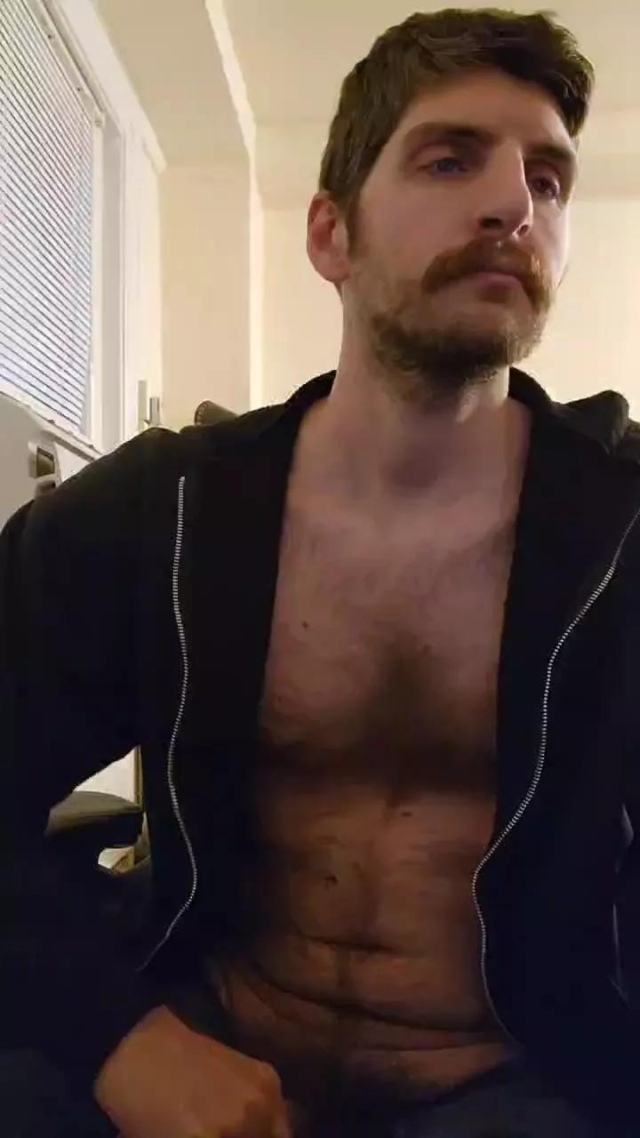 guydude2 on Cam4 