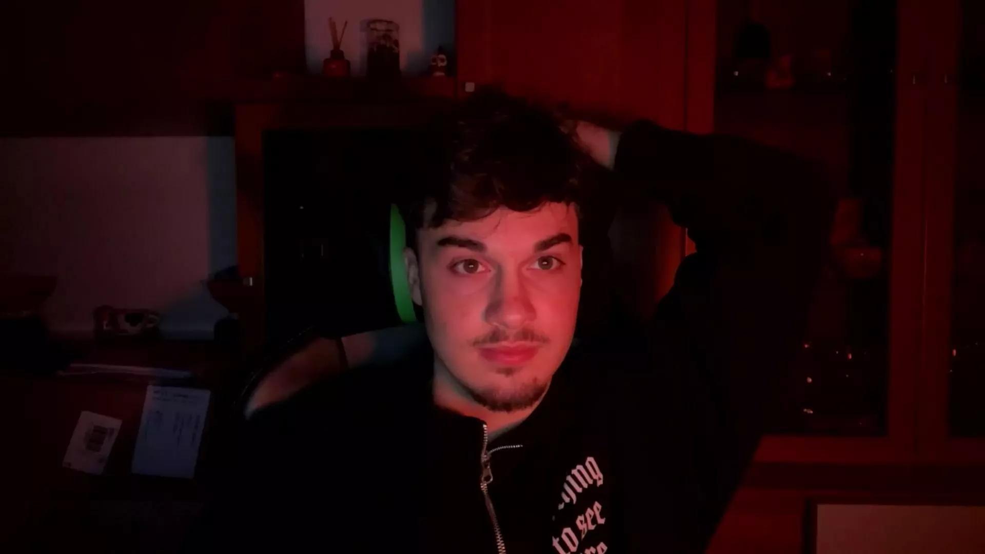 Hank_04 on Cam4 