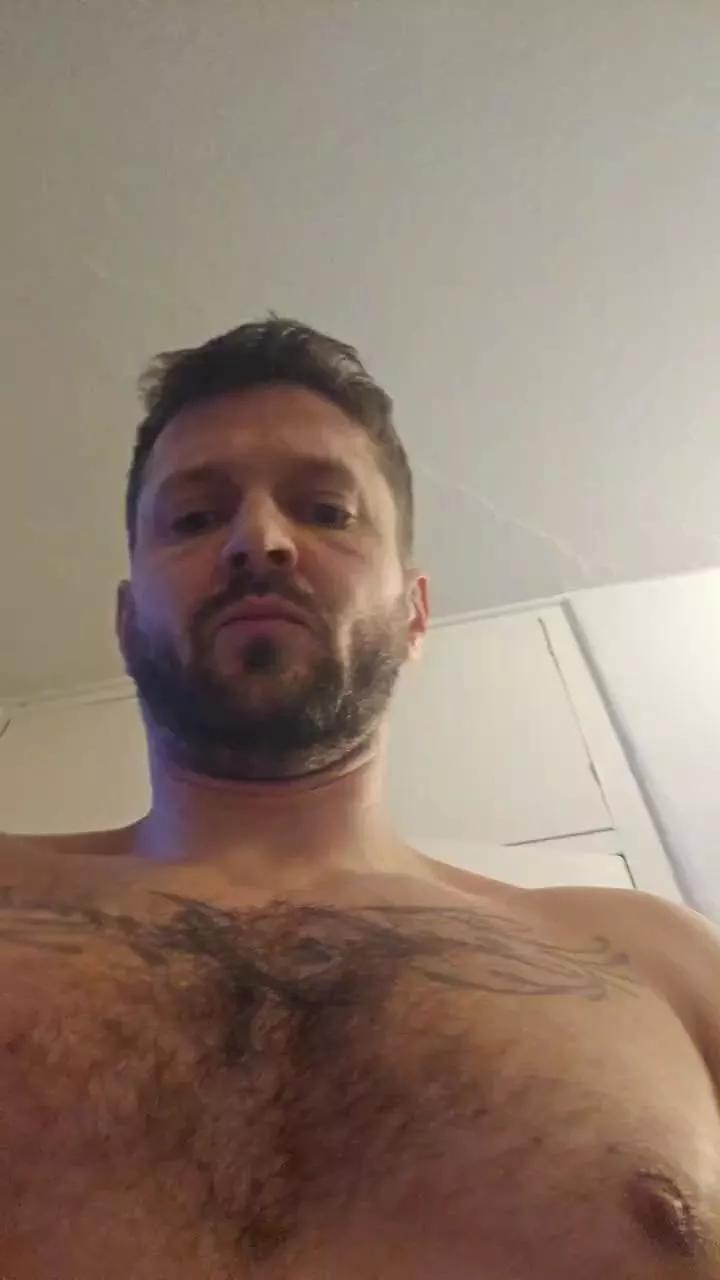 hornyuk871 on Cam4 