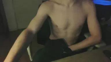 hungtwink5 on Cam4 