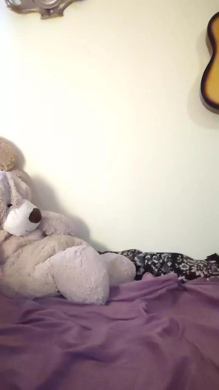 ichimmini on Cam4 
