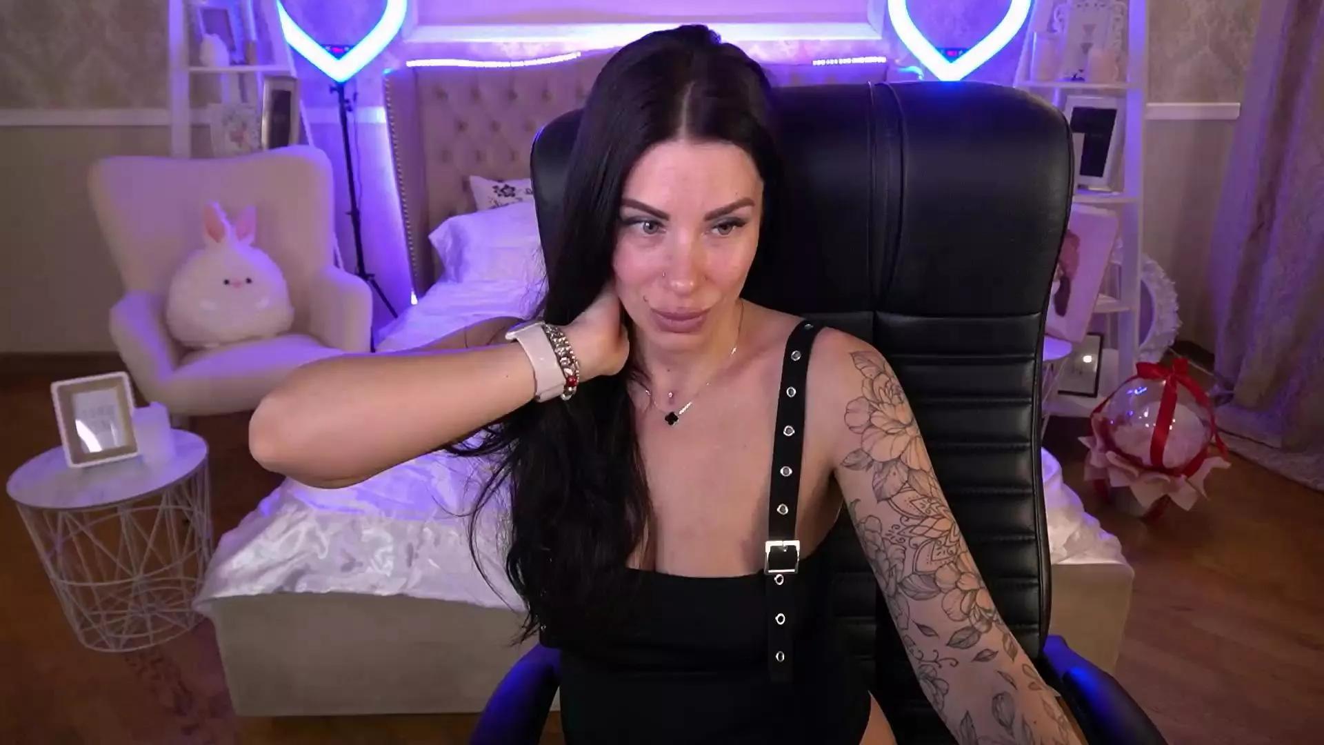 IsabellaFoxyy on Cam4 