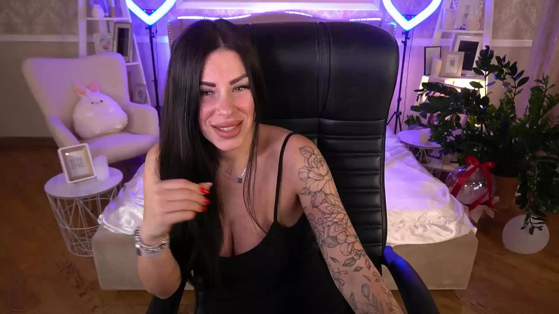 IsabellaFoxyy on Cam4 
