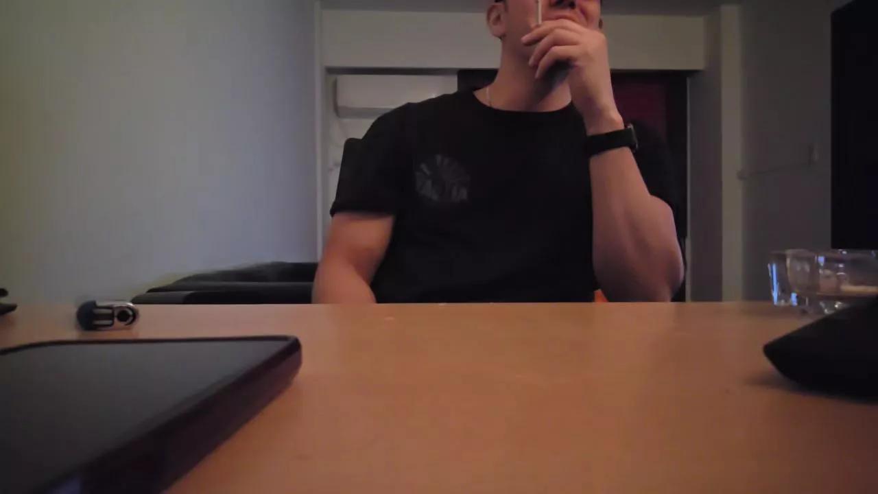 Jacobo5602 on Cam4 