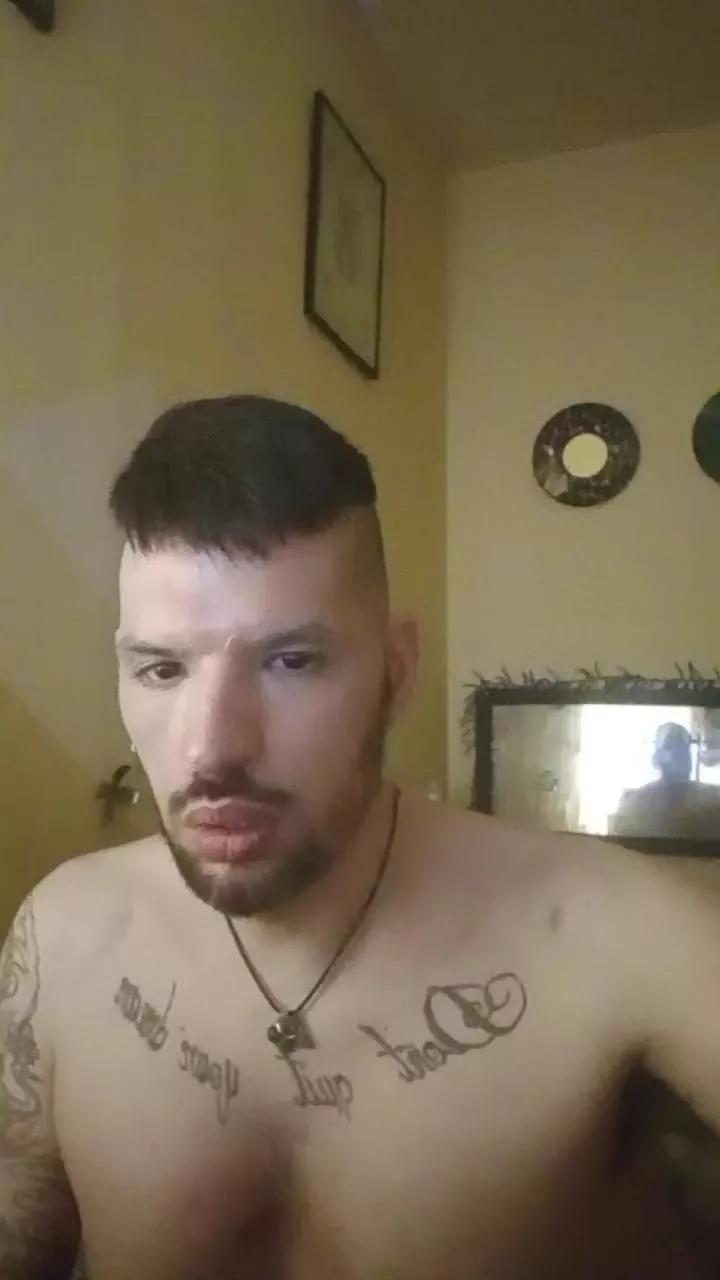 jade1988xxx on Cam4 