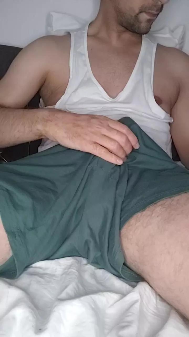James22gg on Cam4 