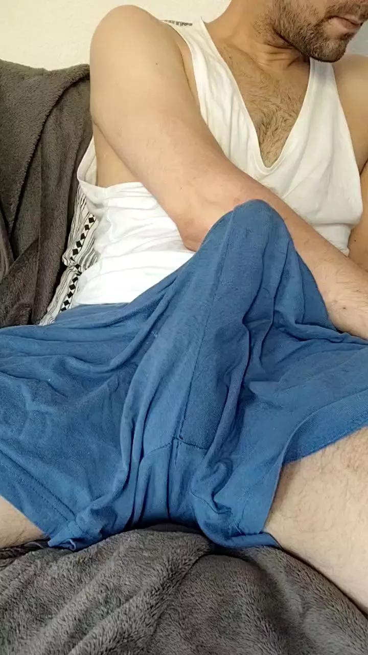 James22gg on Cam4 