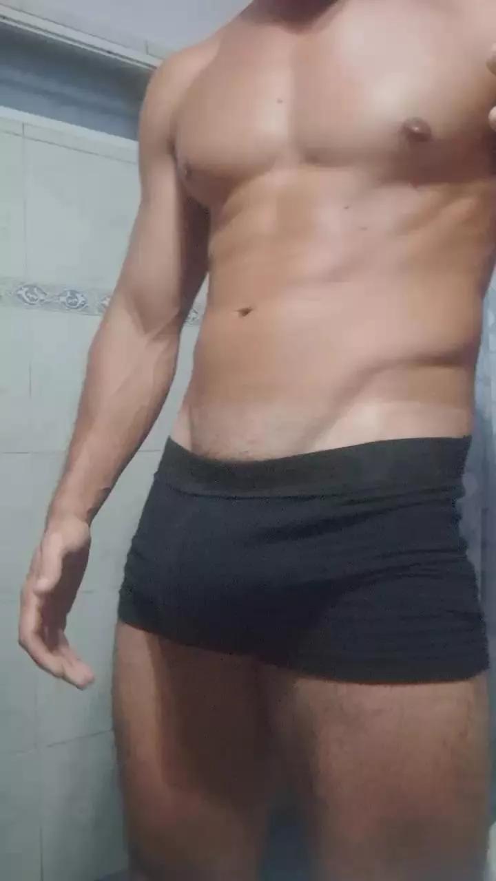 Javii75 on Cam4 