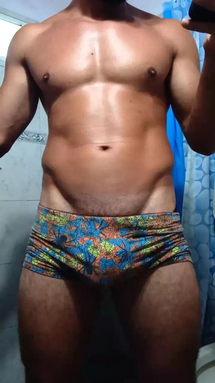 Javii75 on Cam4 