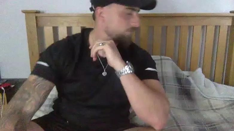 JayHot955 on Cam4 