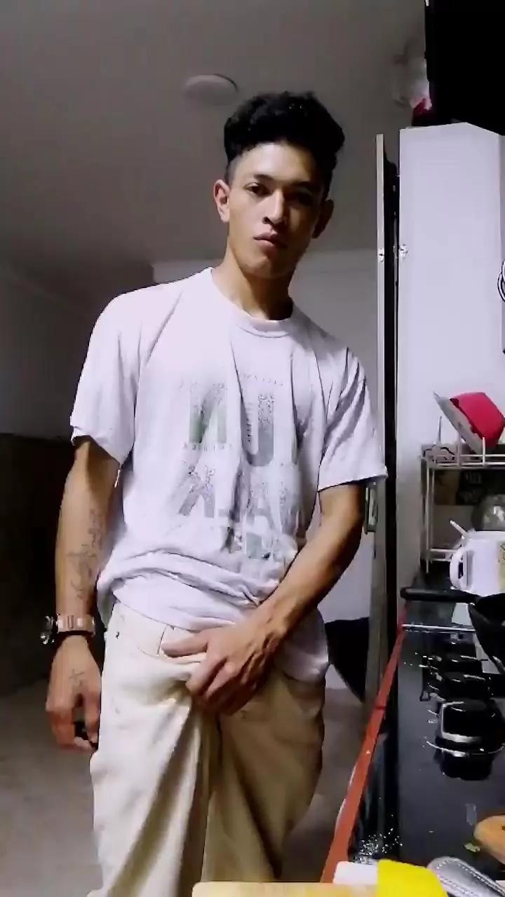 jhony_the_king on Cam4 